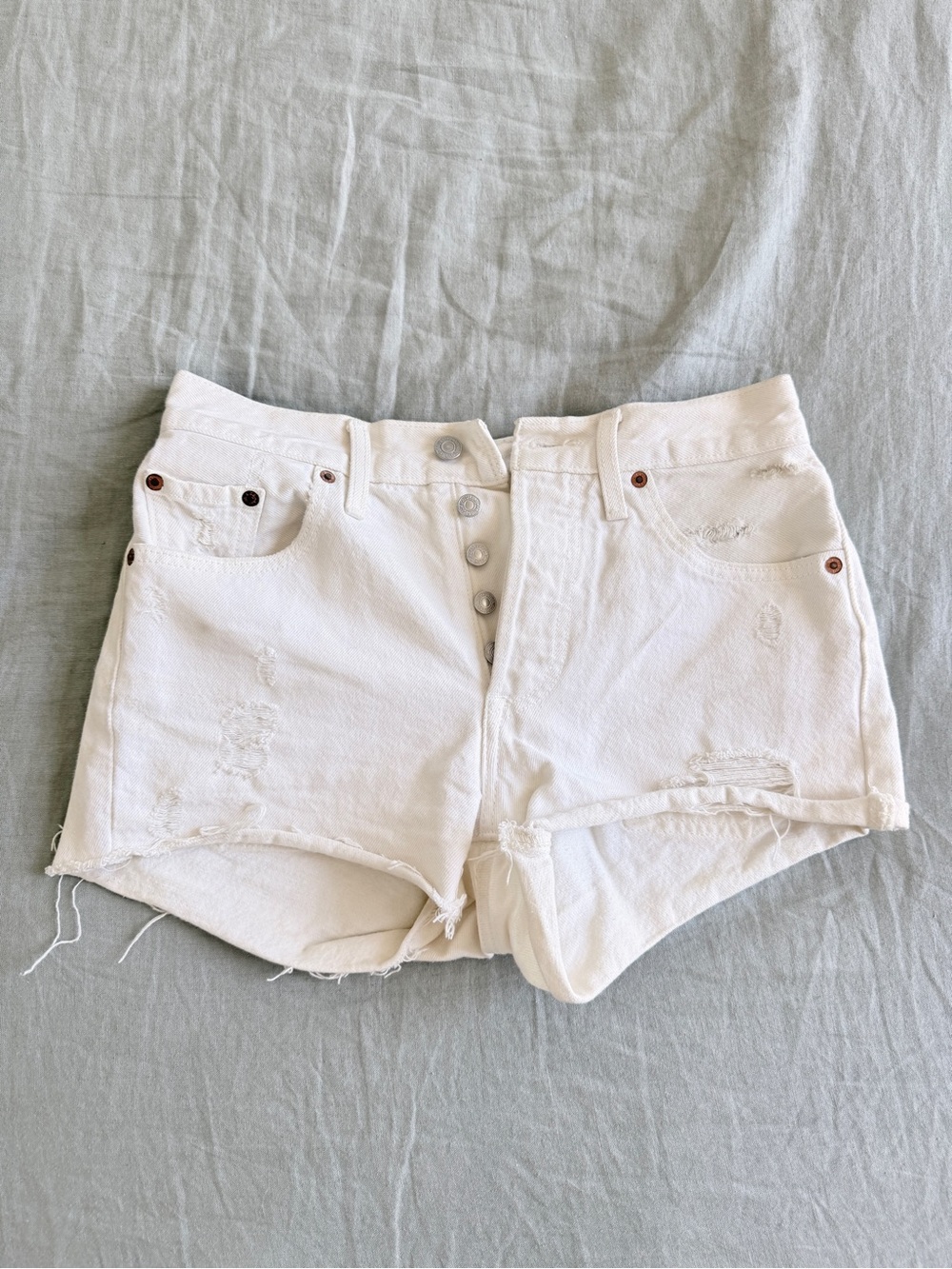 White High-Rise Levi’s 501 Shorts